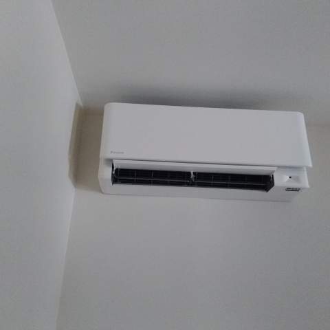 Installation dun monosplit Stylish  Mornas