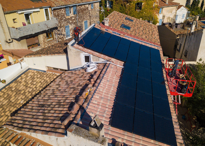 Avantages des panneaux solaires hybrides
